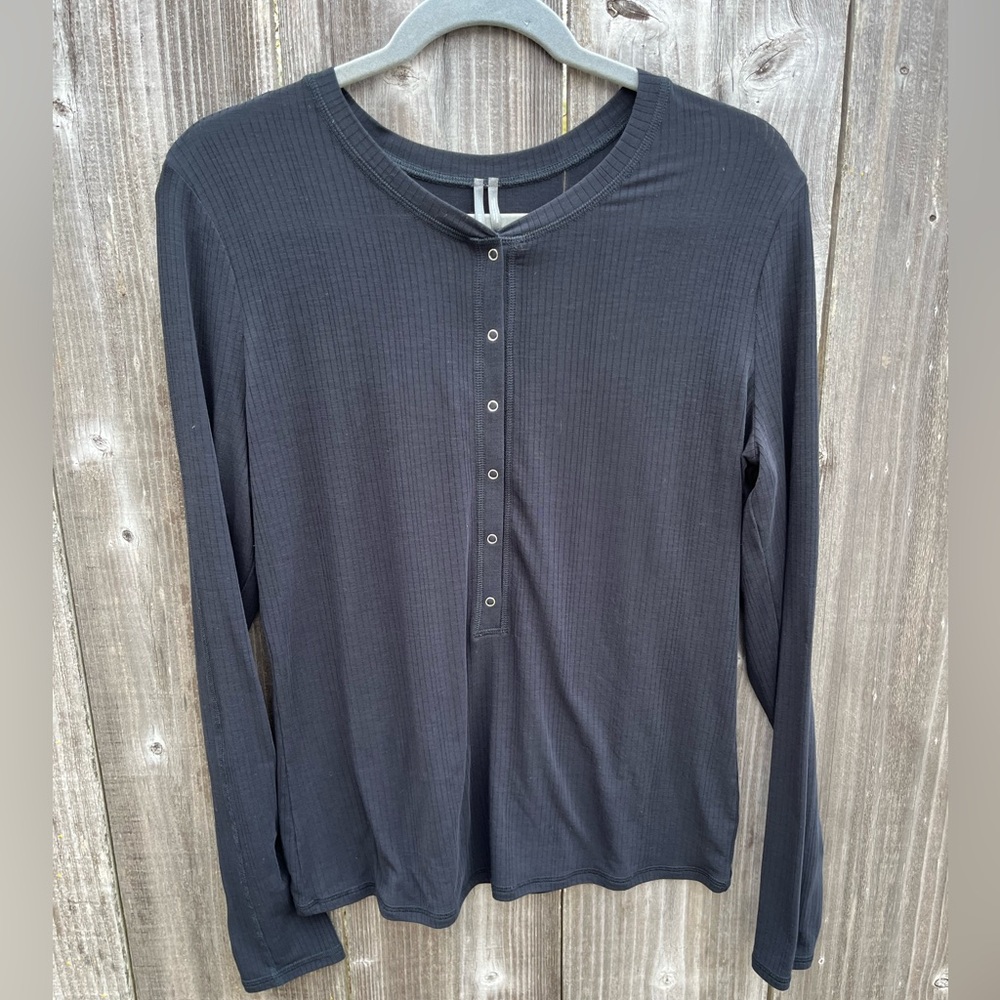 Black Ribbed Henley